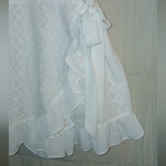 Sugar + Lips Shorts Lace Wrap Romper - Picture 11 of 15